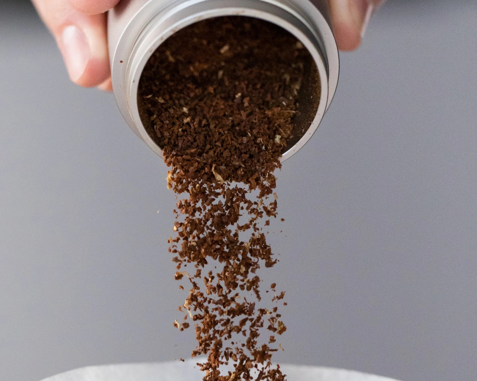 19grams.live grinds poured into a v60