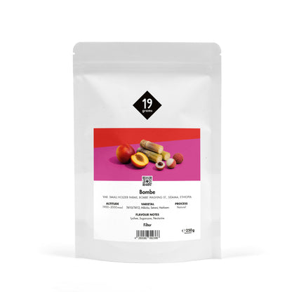 19grams Bombe Specialty Coffee Filter – Kaffeebeutel Produktmockup, Filterkaffee 250g, Kaffeerösterei Berlin