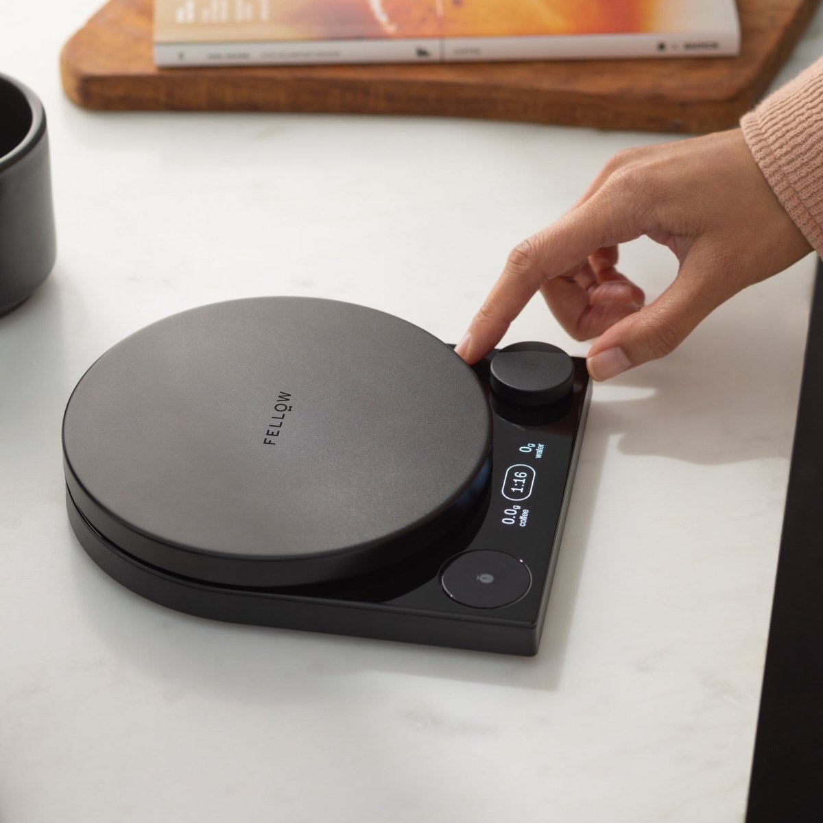 Fellow Tally Pro Precision Scale Studio Edition Digitale Waage, Brew Assistant Mode – Kaffee-Zubehör bei 19grams Berlin