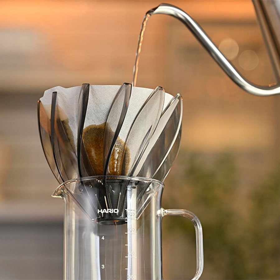 Hario V60 Dripper Suiren Schwarz – Specialty Coffee Filter-Equipment für 19grams Berlin