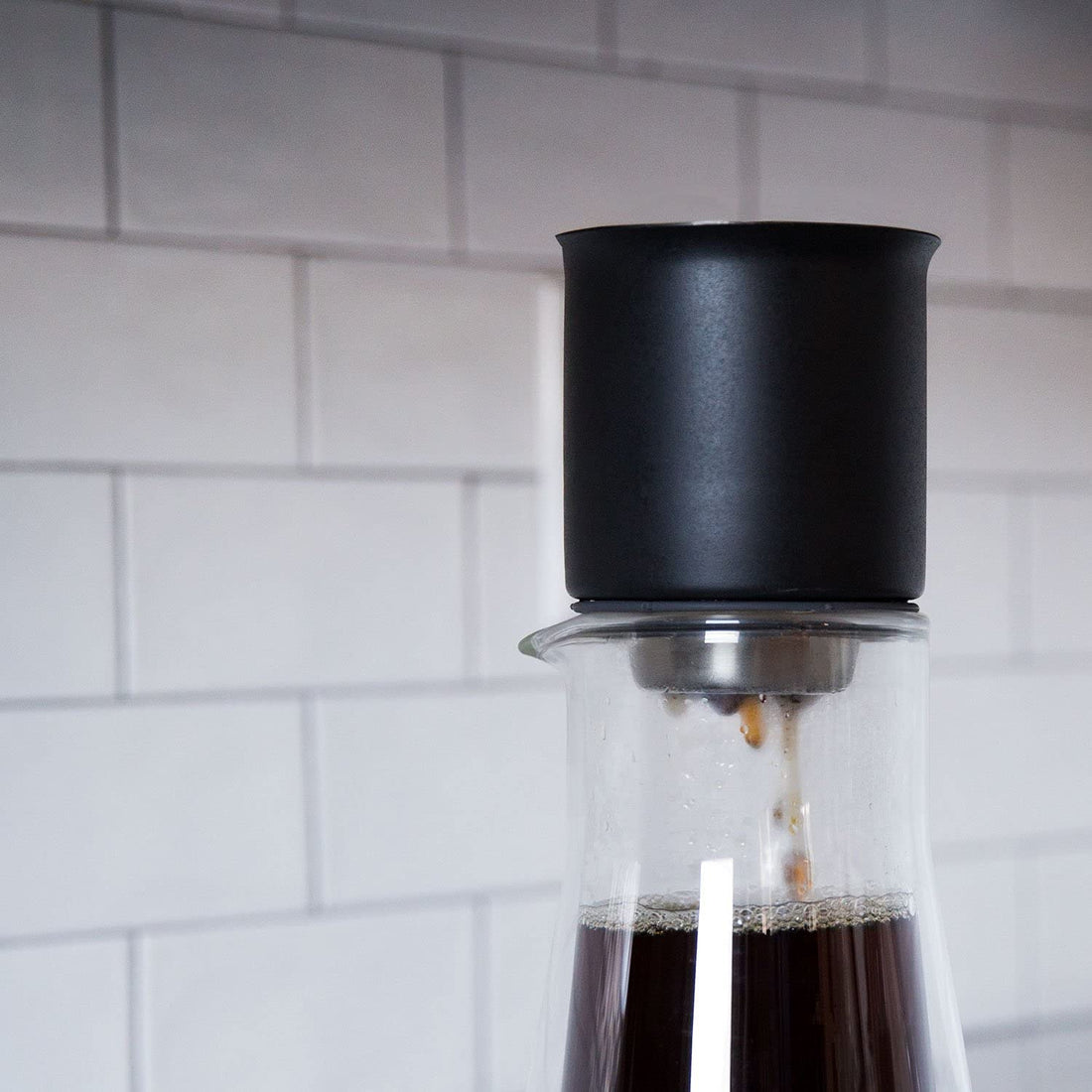 Fellow Stagg XF Pour-Over Dripper – Edelstahl-Handfilter-Aufsatz für präzises Brewing von Specialty Coffee, im 19grams Berlin Shop