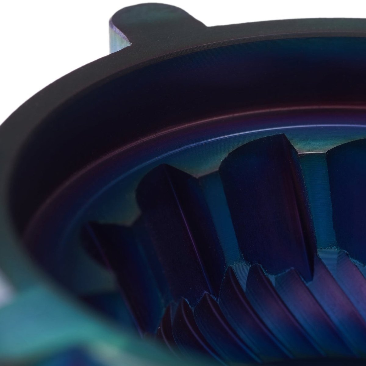 Varia VS3 Hypernova Supernova Burr extreme Nahaufnahme Mahlzähne Iridescent Titanium – Präzisions-Kaffeemühle bei 19grams Berlin